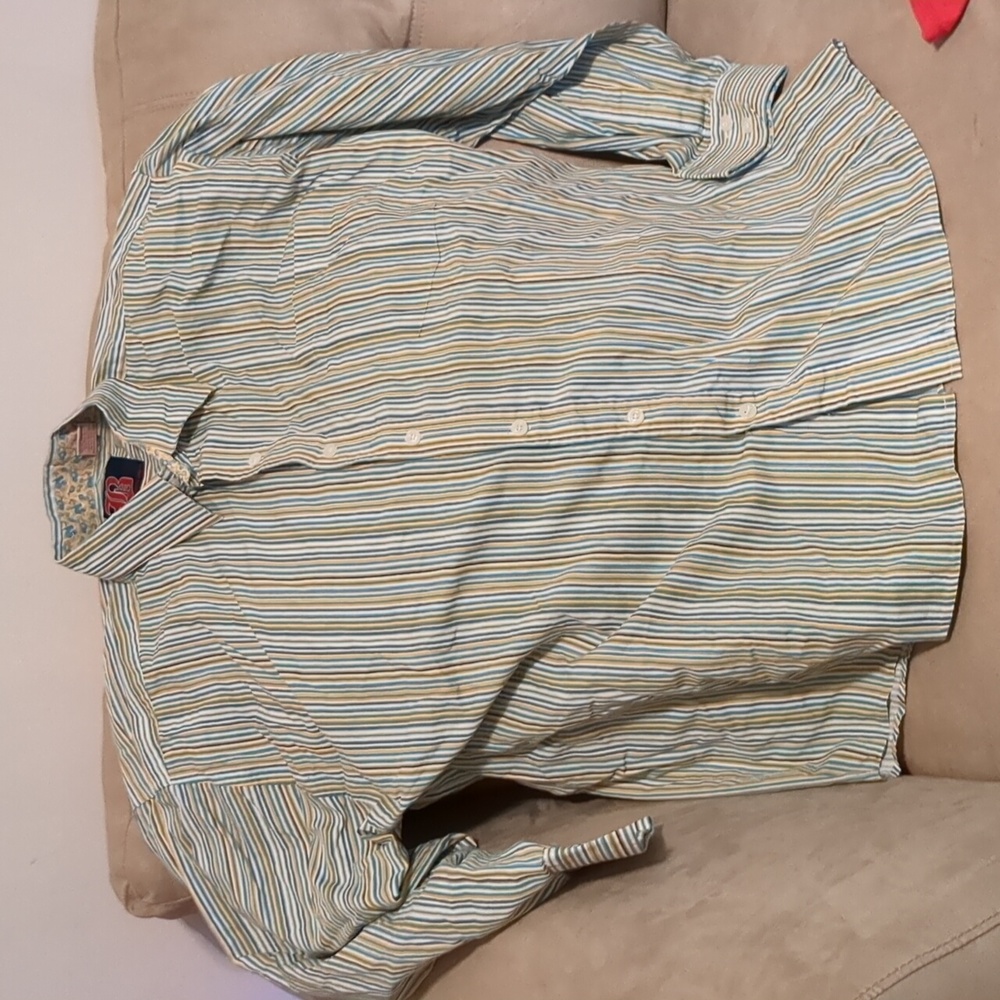 Men's button up long sleeve shirt